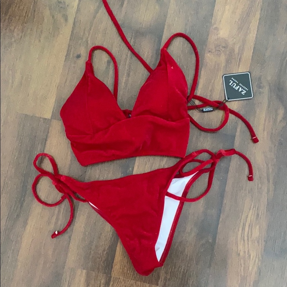 RED Bikini